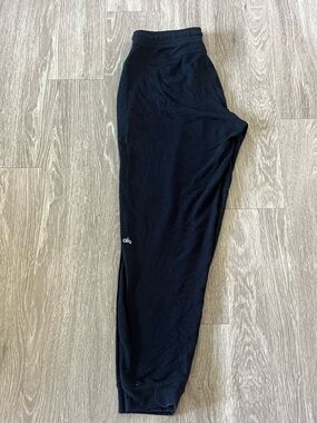 ALO Yoga Black Cozy Ribbed Joggers with Logo Tag